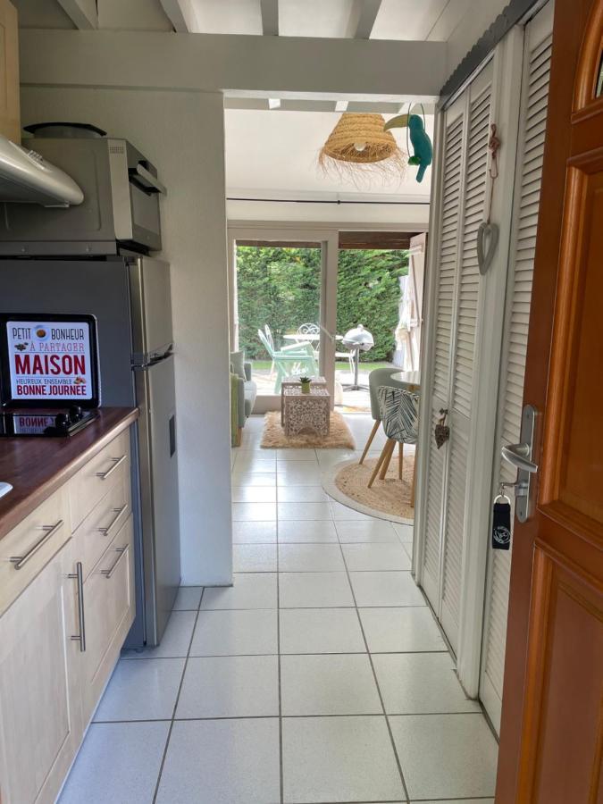 Jolie Maison Au Golf Lacanau Kültér fotó